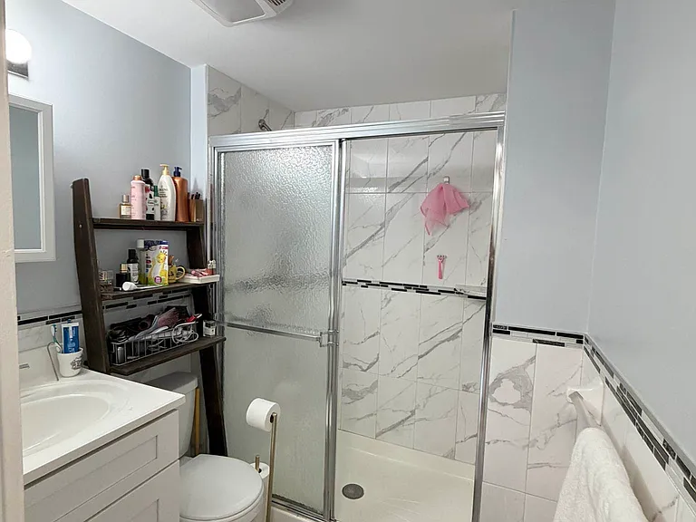 119 Nelson St #1 — Photo 9