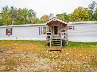 31 E Dixfield Rd, Dixfield, ME 04224
