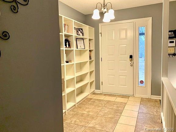 4th image of 6410 Saddlewood Dr