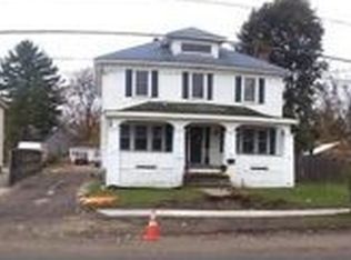 112 Crescent St, Rutland, VT 05701