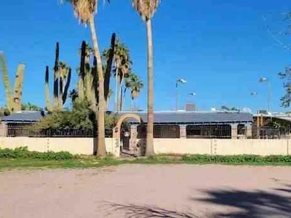 8712 E MAIN Street, Mesa, AZ 85207