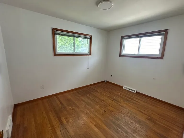 4558 Effie Rd — Photo 5