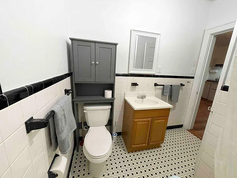 Linens included.