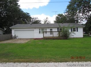 401 S Benton St, New Berlin, IL 62670