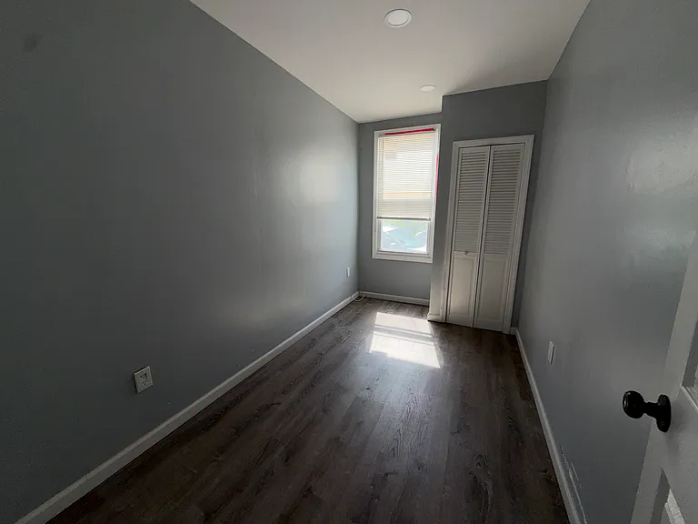 331 Marshall St #1 — Photo 7