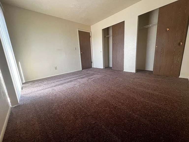 449-485 N 1465 W — Photo 10