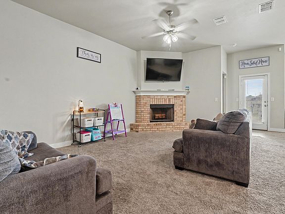 5th image of 14111 Avenue W