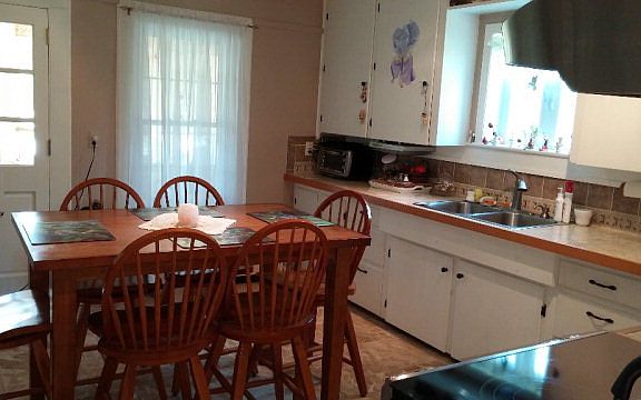3rd image of 19 Church Ln