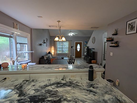 5th image of 1724 Corey Wood Cir