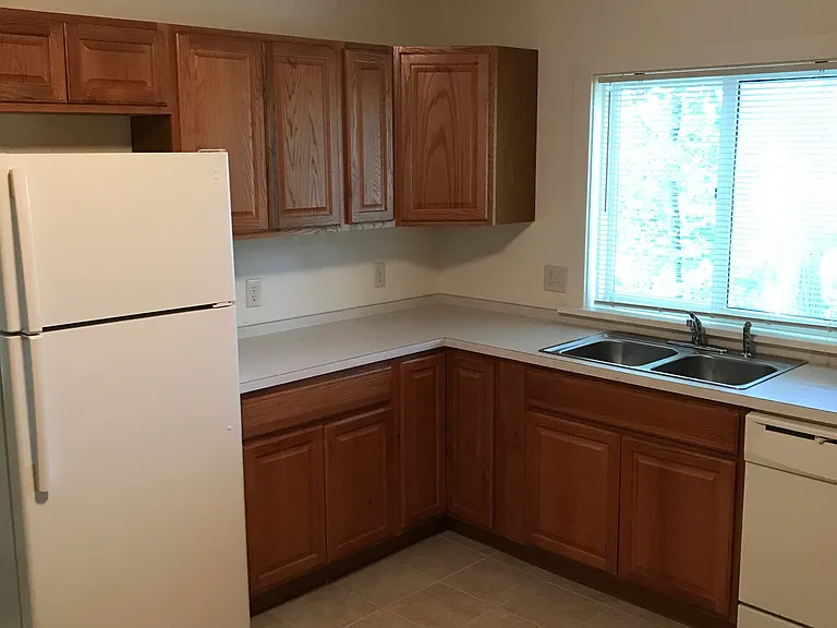 114 Highland Pl #2 — Photo 4