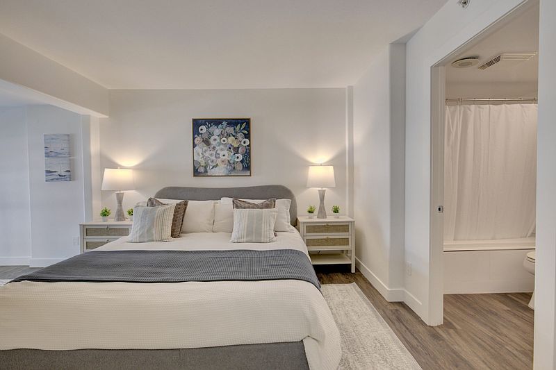 Vancouver Apartment for rent - 2 Bedrooms — photo 12