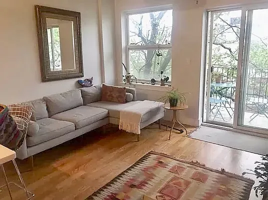 Rented by Rentopia | media 24