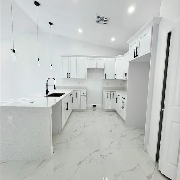 670 Chemstrand St E — Photo 6