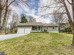 155 Schoolhouse Ln, Coatesville, PA 19320