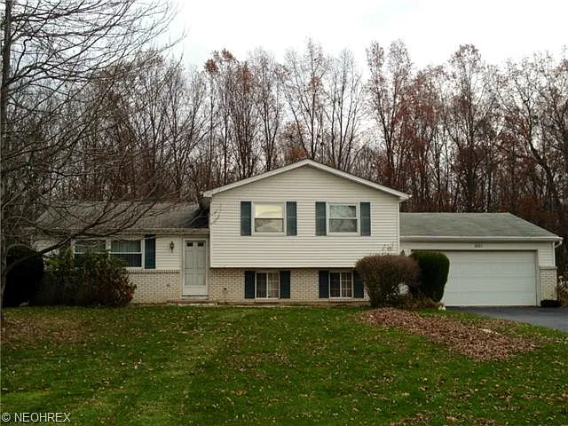 2651 Elizabeth Dr photo 1