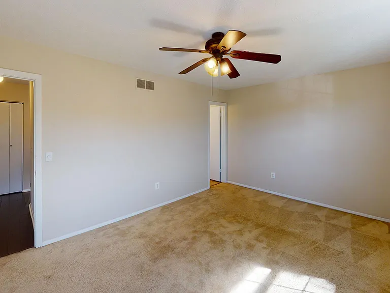 6 Blue Sky Dr — Photo 6