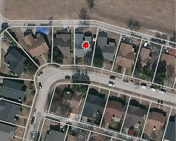 2nd image of 7315 Blackwillow Ln