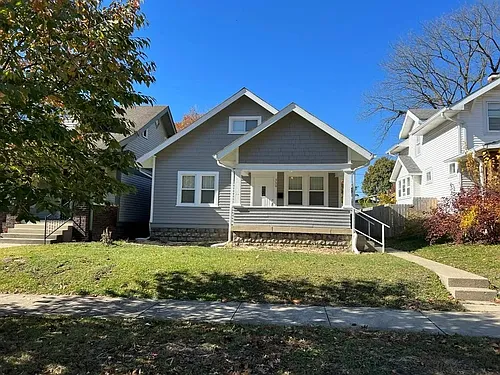 336 N Riley Ave Photo 1
