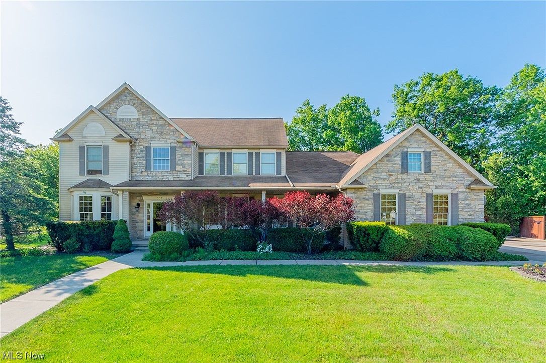 657 Bridgeside Dr, Avon Lake, OH 44012 Zillow