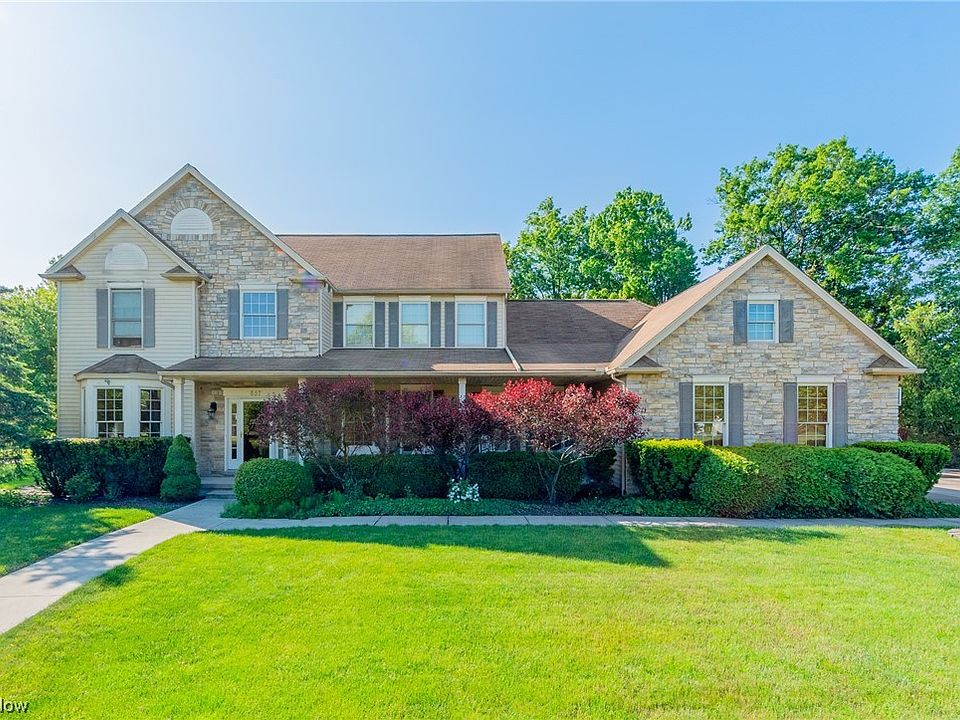 1st image of 657 Bridgeside Dr