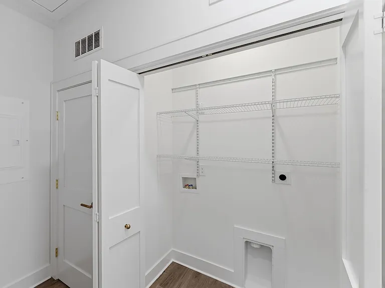 1840 Merriman Ave — Photo 35