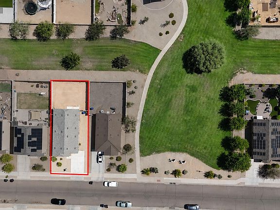 3rd image of 159 W TAYLOR Avenue