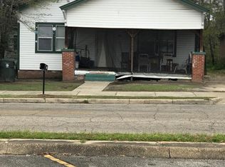 702 E Adams St, Dothan, AL 36303
