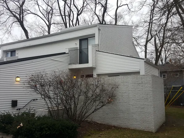 418 E 5th St Building 1, Royal Oak, MI 48067