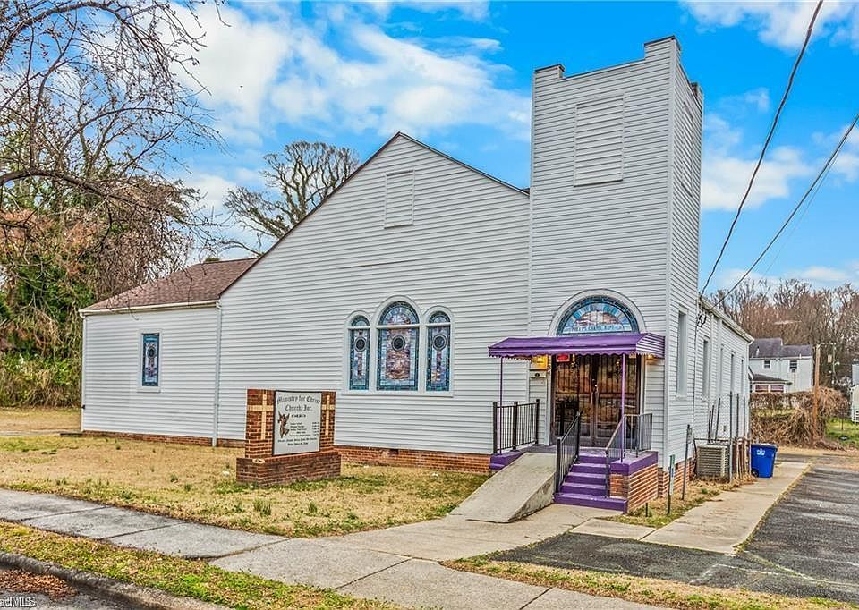 1st image of 2341 N Patterson Ave