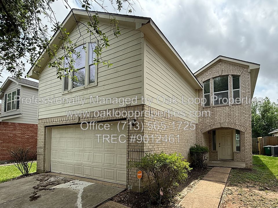 1st image of 946 Blanchard Hill Ln