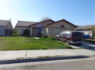 11144 Mesquite Cir, Armona, CA 93202