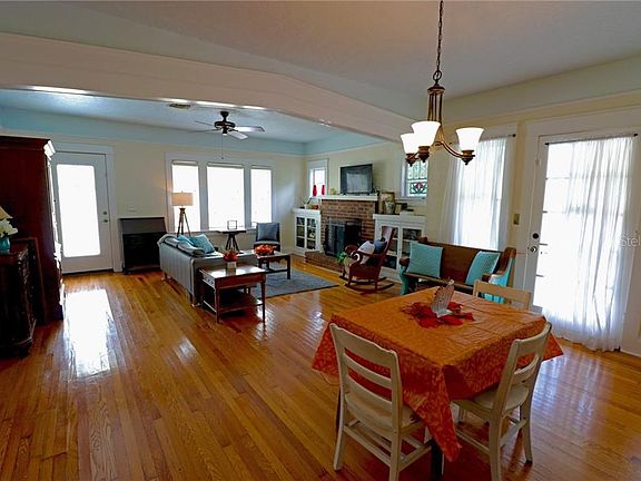 4th image of 1016 E Henry Ave