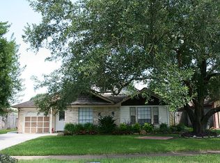 3815 Somerton Dr, La Porte, TX 77571