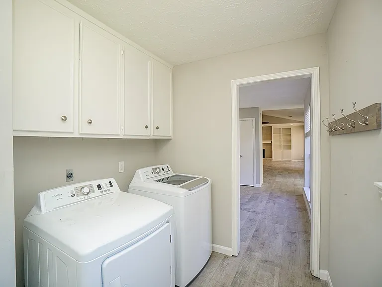 22418 Goldstone Dr — Photo 14