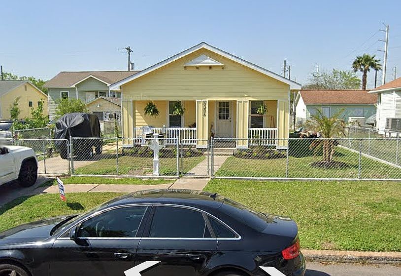 1st image of 5306 Avenue O 1/2