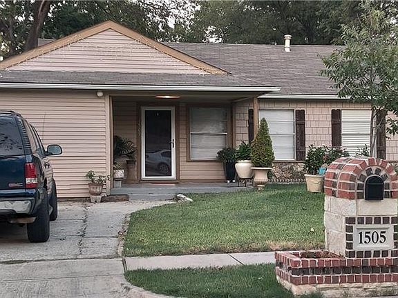 3rd image of 1505 Biggs Cir