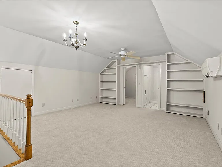 236 Chippendale Cir #236 — Photo 35