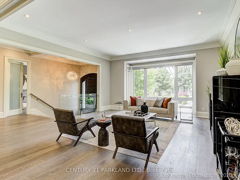 141 Churchill Ave — Photo 9