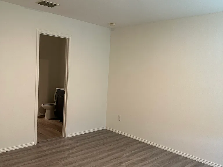 5906 Nyquist Way — Photo 20