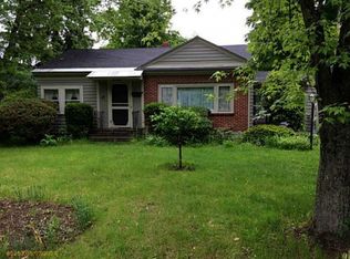 23 Maple St, Cornish, ME 04020