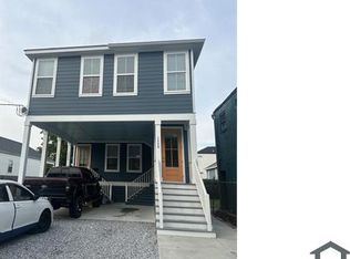 1520 Sere St, New Orleans, LA 70122