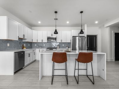 74 Burt St #201, Dorchester Center, MA, 02124