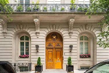 Sold by Modlin Group