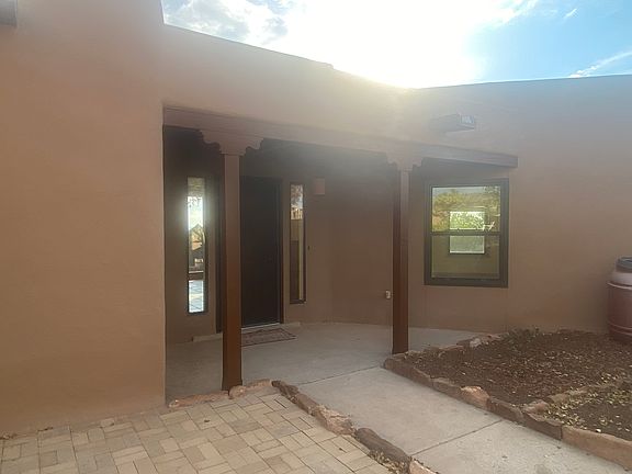 Front door/courtyard