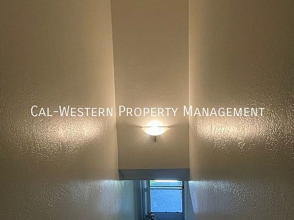 5th image of 3588 Agate Dr
