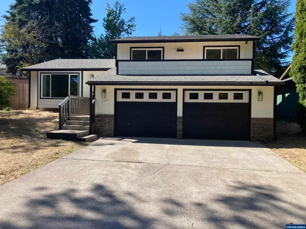 1245 Parkway Dr NW, Salem, OR 97304