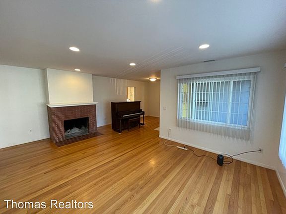 4th image of 630 Hawthorne Ave