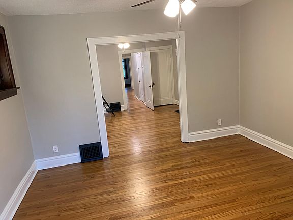 3rd image of 6277 Odell St