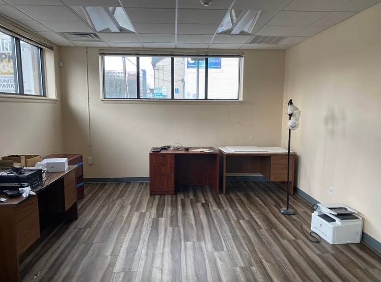 2nd image of 303 Mill St Floor 1