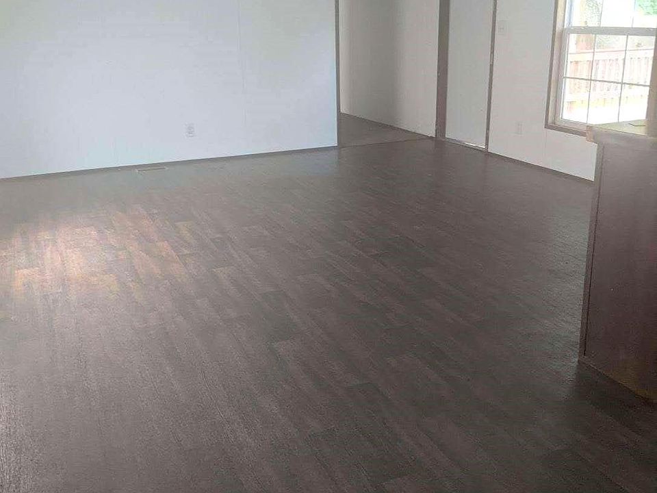 2nd image of 113 Saint Peter St